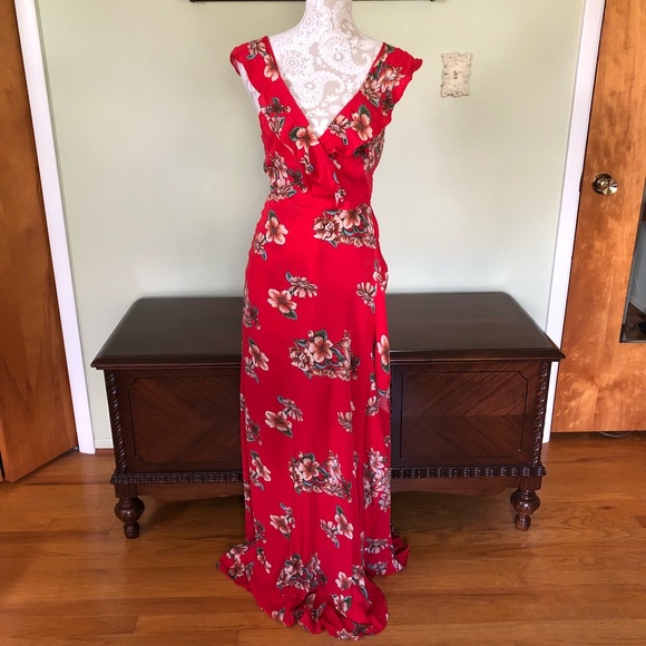 Dance & Marvel Dresses & Skirts - Dance & marvel floral ruffle maxi dress